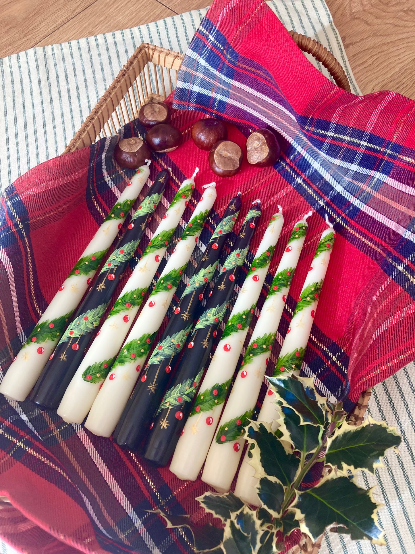 Deck the Halls - Ivory